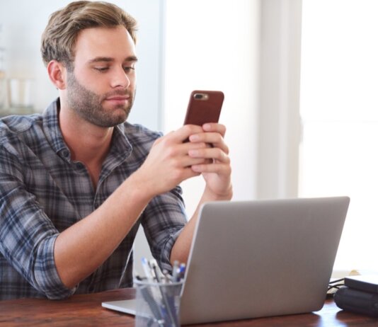 Стоит ли играть в автоматы игровые онлайн на деньги?