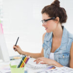 Компьютерный график и дизайнер: заработок на дому и свободное творчество