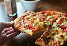 Заказ пиццы по доступной цене в городе Караганда