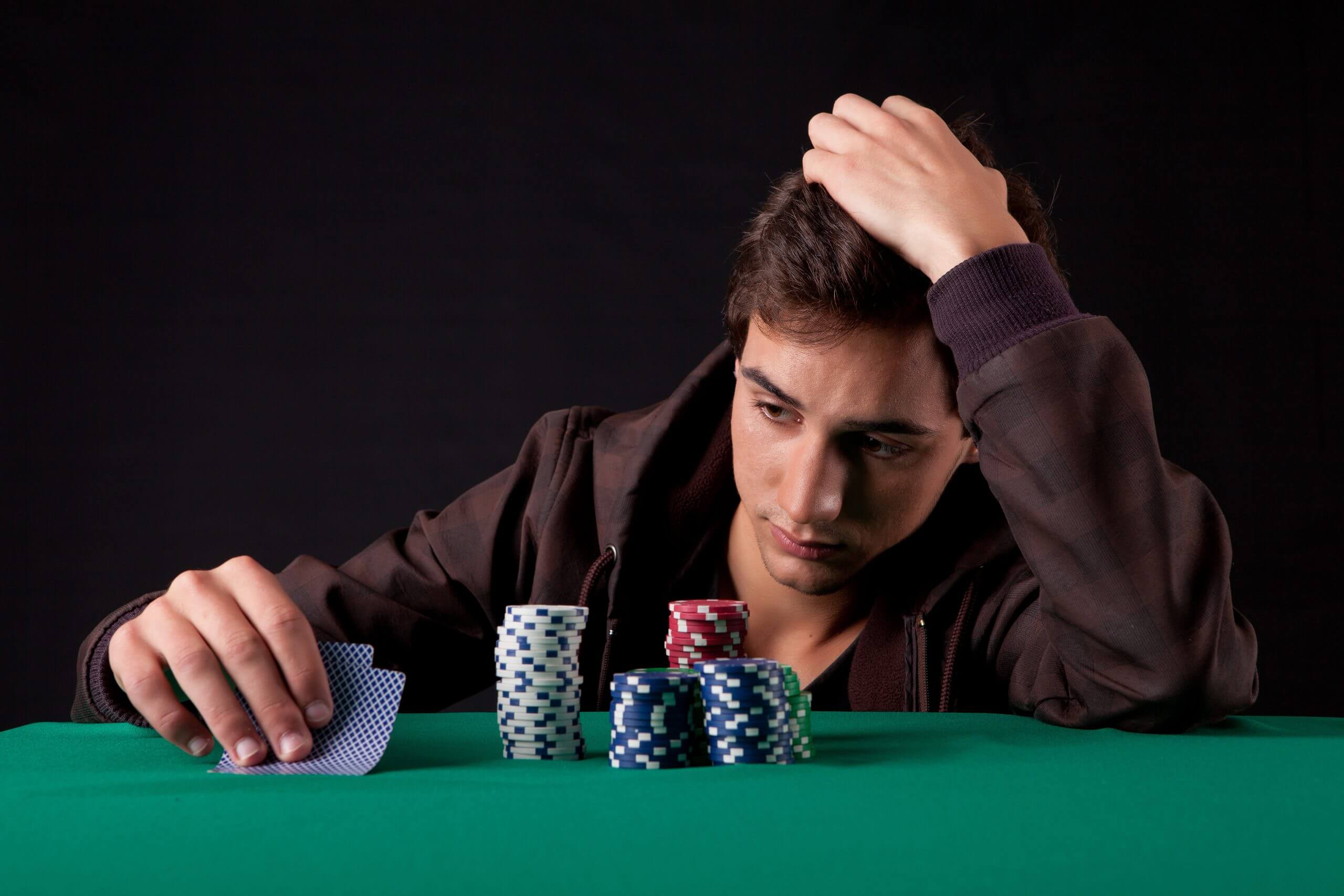 Проигравшиеся в казино рулетка онлайн случайный выбор